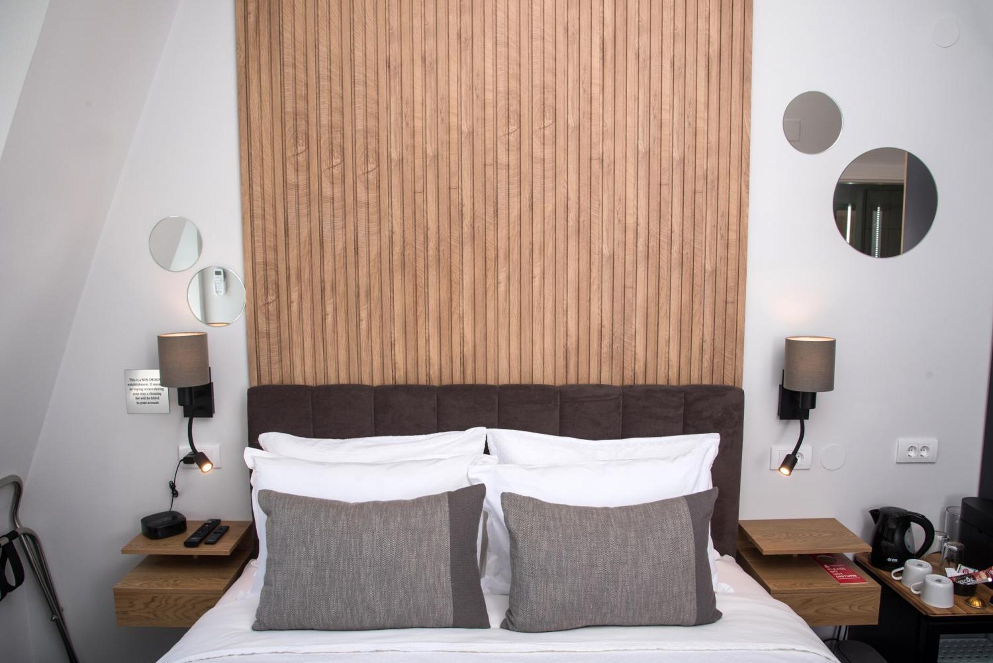 Republic Square Luxury Suites Belgrade Exterior photo